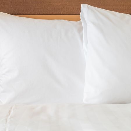 Holiday Inn Express Deforest By Ihg Ngoại thất bức ảnh