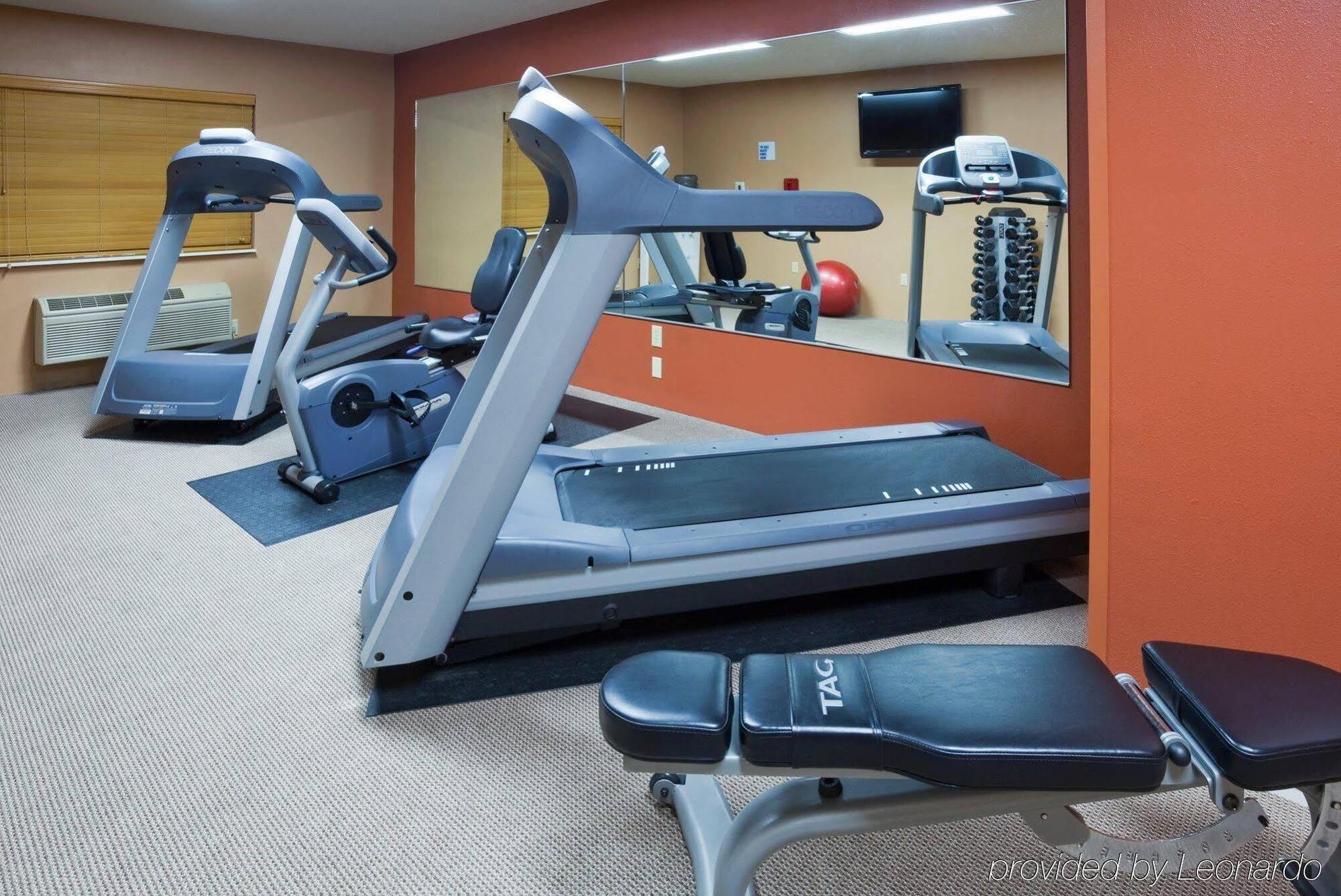 Holiday Inn Express Deforest By Ihg Ngoại thất bức ảnh